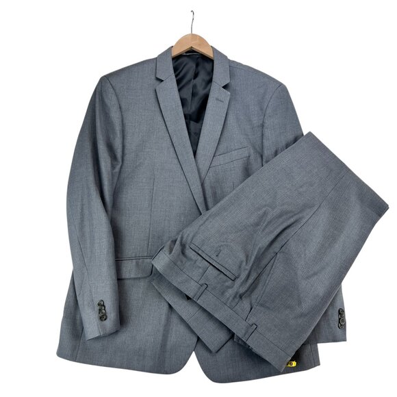 Kenneth Cole Reaction Men's Grey 2 Piece Suit 46R 40R - Picture 1 of 16